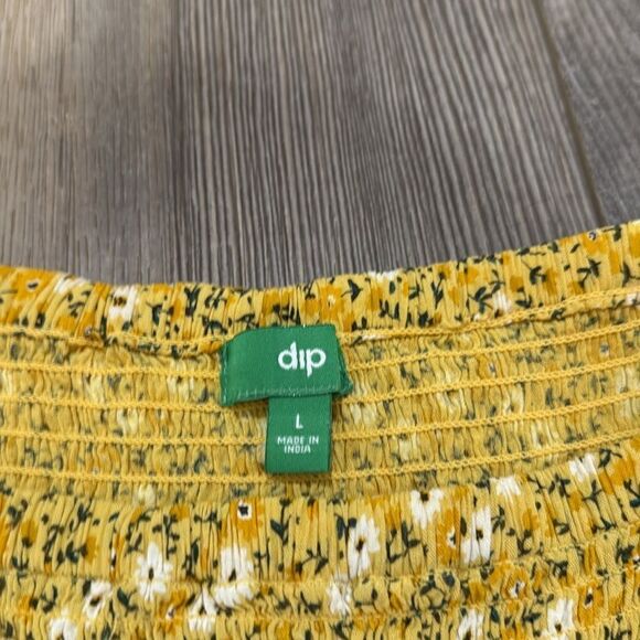 Dip Puff Sleeve Blouse - Picture 3 of 9